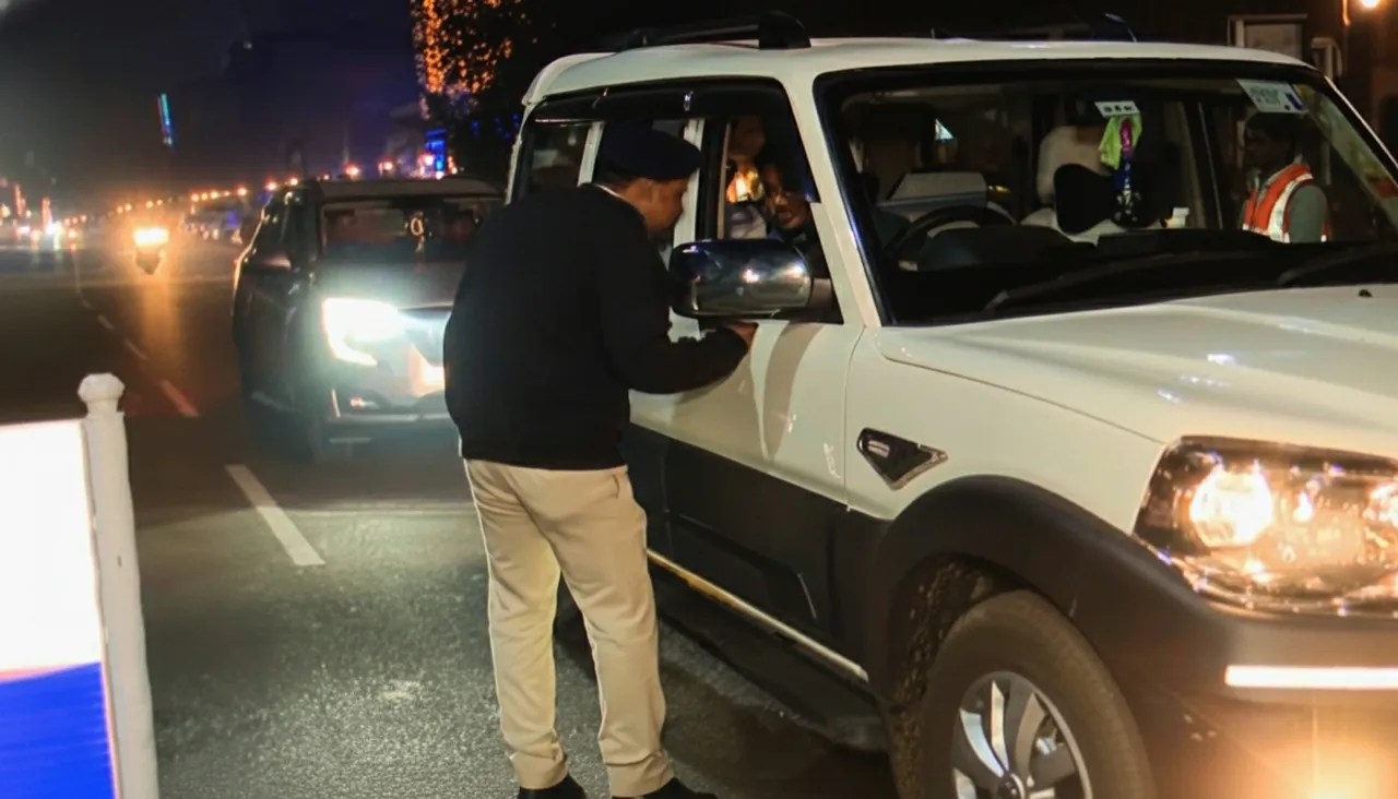 କଡ଼ା ସୁରକ୍ଷା ମଧ୍ୟରେ ଭୁବନେଶ୍ୱର:ଜିରୋ ନାଇଟ ପାଳନ ପାଇଁ ୧୫ ପ୍ଲାଟୁନ୍ ଫୋର୍ସ ମୁତୟନ