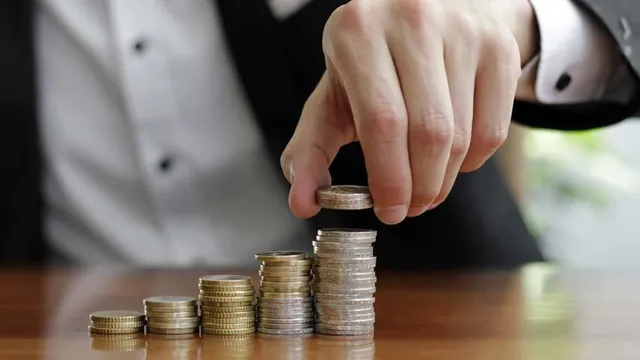 ସ୍ୱତନ୍ତ୍ର ପରିସ୍ଥିତି ପାଣ୍ଠିରେ ପାଣ୍ଠି ପରିଚାଳକମାନେ କିପରି ନିବେଶ ନିଷ୍ପତ୍ତି ନିଅନ୍ତି?