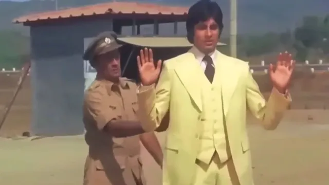 ୪୦୦ ରୁ ଅଧିକ ଫିଲ୍ମ, ୭୫ ଟି ପୋଲିସ ଭୂମିକା, ଏହା ଜଣେ ଚିତ୍ରକରରୁ ଅଭିନେତା ହୋଇଥିବା ବ୍ୟକ୍ତିଙ୍କ କାହାଣୀ।