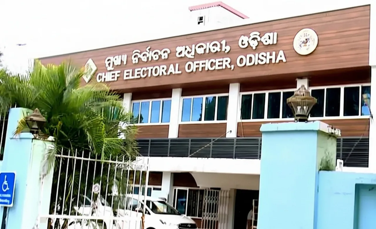 ୨୦୨୬ SIR ଅଭ୍ୟାସ: ଭୋଟର ତାଲିକାରେ ଆପଣଙ୍କ ନାମ ଅଛି କି ନାହିଁ ତାହା କିପରି ଯାଞ୍ଚ କରିବେ