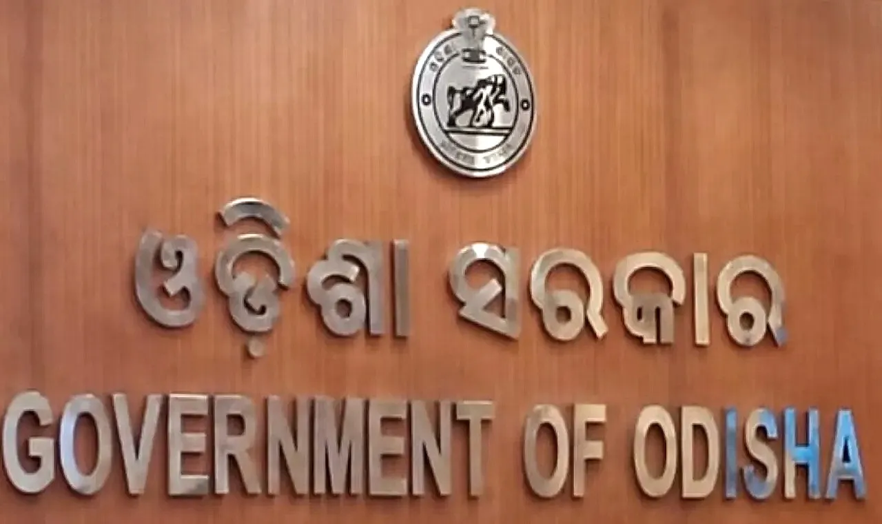 ଏସ୍‌ସି-ଏସ୍‌ଟି ଛାତ୍ରଛାତ୍ରୀଙ୍କୁ ବଡ଼ ଆଶ୍ୱସ୍ତି: ୬ ମାସ ଯାଏଁ ଦେବାକୁ ପଡ଼ିବନି ଆଡମିସନ ଫି’